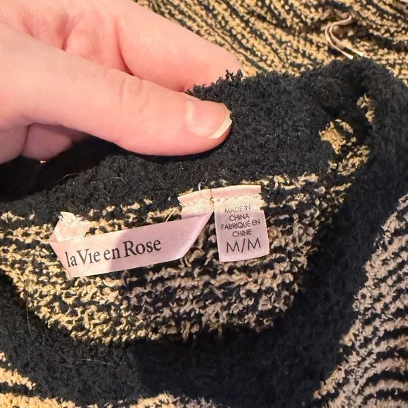 Matching Pyjama Set - Picture 3 of 3